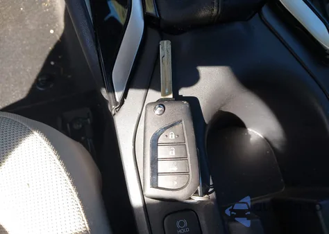 2025 Toyota Corolla Le z USA, uszkodzony, nr VIN 5YFB4MDE8SP233952